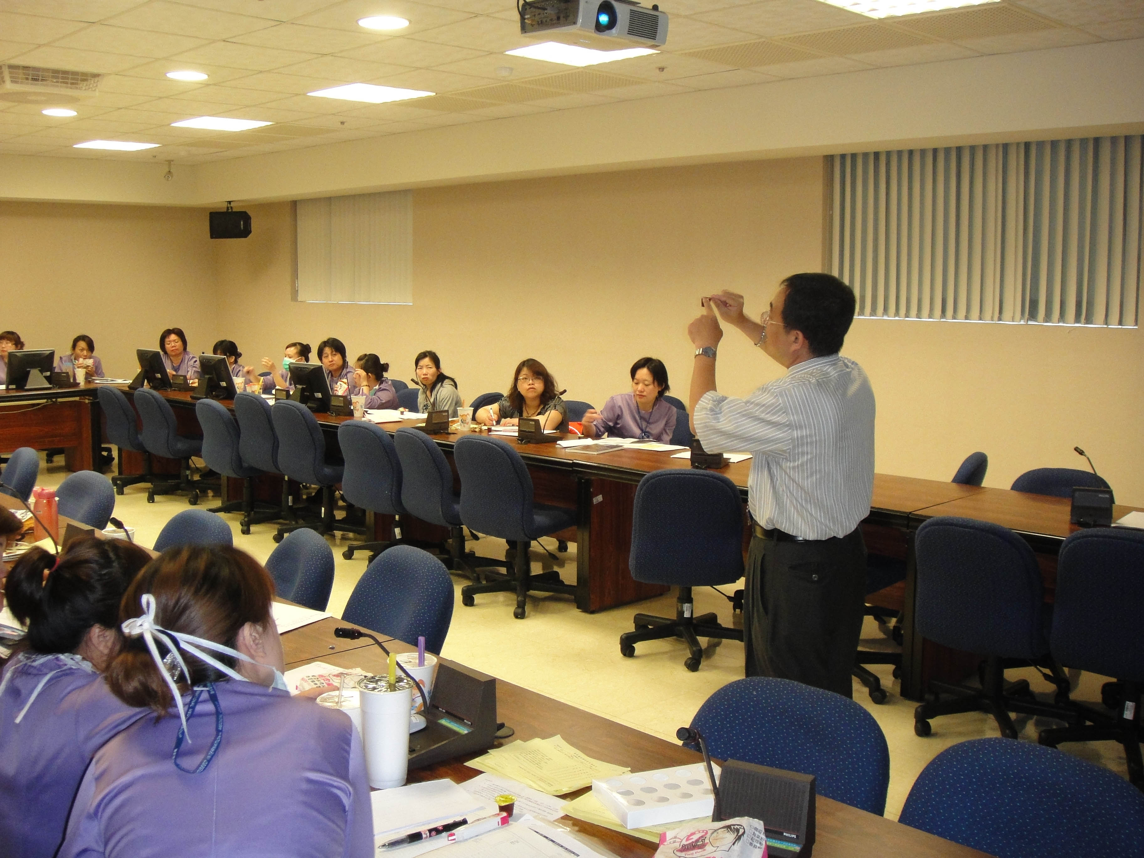 20100527壢新醫院腎臟內科A